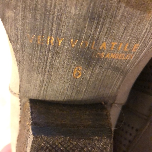 Very Volatile booties - Picture 3 of 6